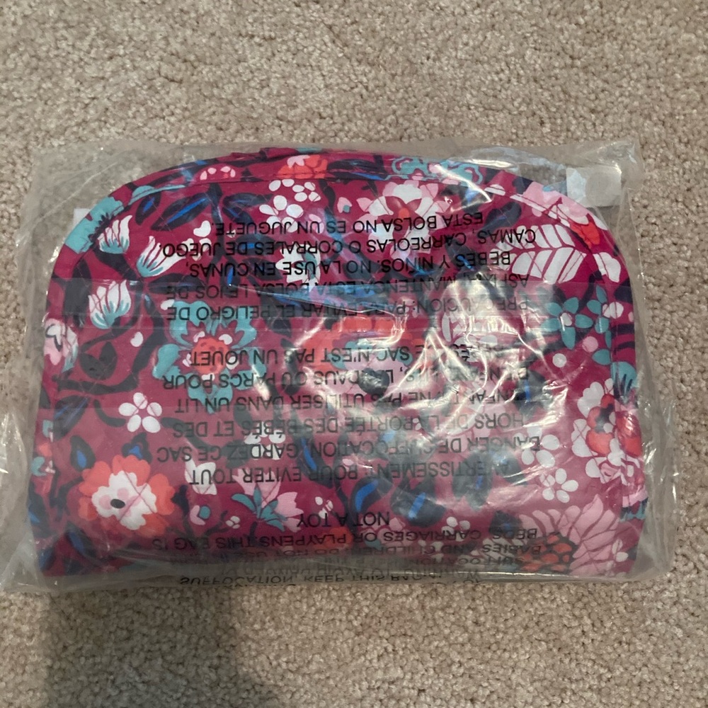 Vera Bradley Medium Travel Hanging Organizer - Picture 3 of 7